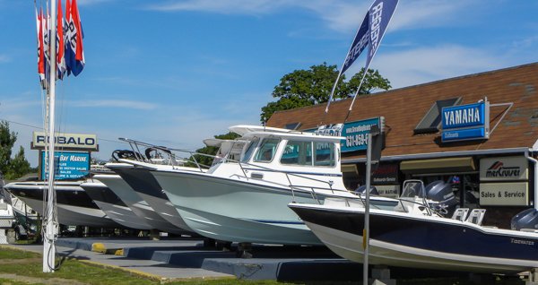 Great Bay Marine Great Bay Marine is a Robalo boat dealership located in Islip Terrace, NY