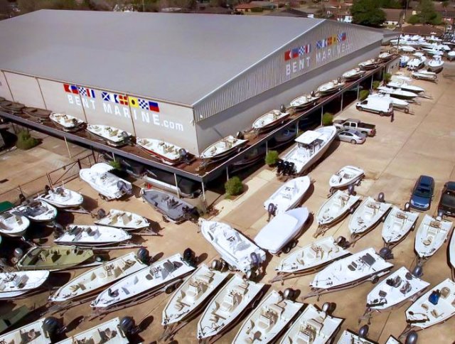 Bent Marine, LLC. is a Robalo boat dealership located in Metairie, LA