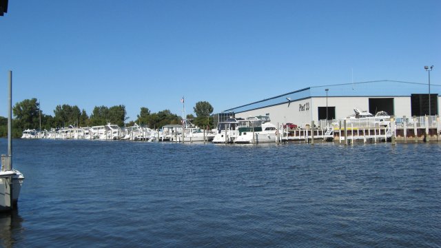 Pier 33 Marina Pier 33 is a Robalo boat dealership located in St. Joseph, MI