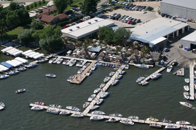 Parks Marina Location Parks Marina is a Robalo boat dealership located in Okobji, IA