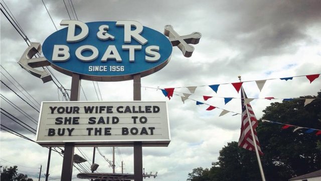 D&R Boat World D&R Boat World is a Robalo boat dealership located in Green Brook, NJ