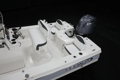 2027 206 Cayman Pro Transom Seating