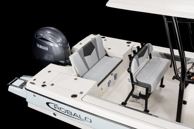 2027 226 Cayman Transom Bench