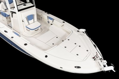 2025 R246 Cayman Bow Casting Deck