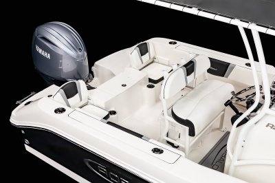 2026 R200 Transom Seating