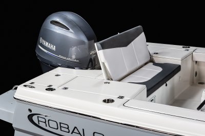 226 Cayman - transom Bench Seat