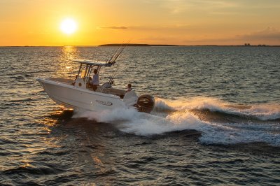 2026 R232EX Running Rear Port View