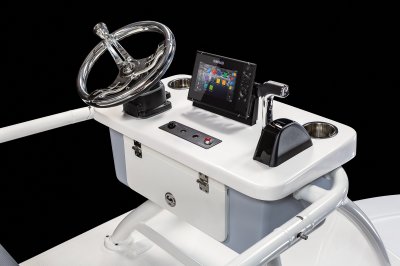 246 Cayman SD - Skydeck Helm