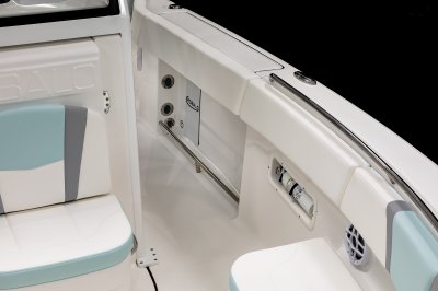 2025 R250 Rod Storage Port