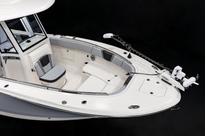 2026 R270 Bow Casting Deck