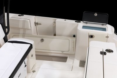 2027 R360 Starboard Fishbox & Livewell