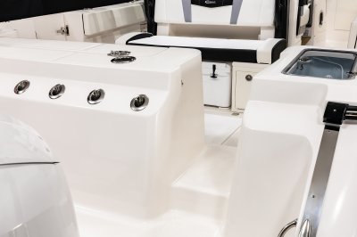 2027 R360 Transom Walkthrough