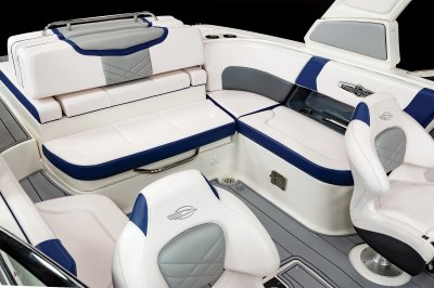 26 Surf - Cockpit Seating
