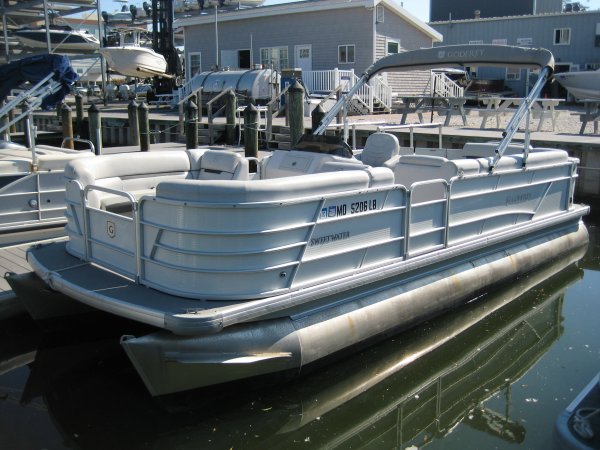 Pre-Owned 2020 Power Boat for sale