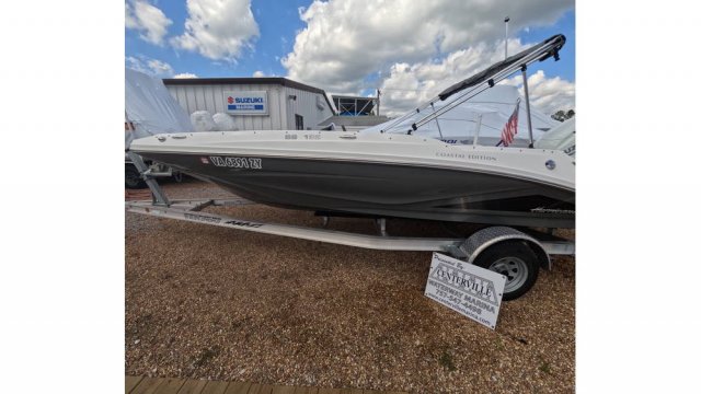 Pre-Owned 2022 Hurricane for sale