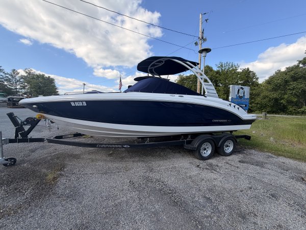 Pre-Owned 2025  powered Power Boat for sale